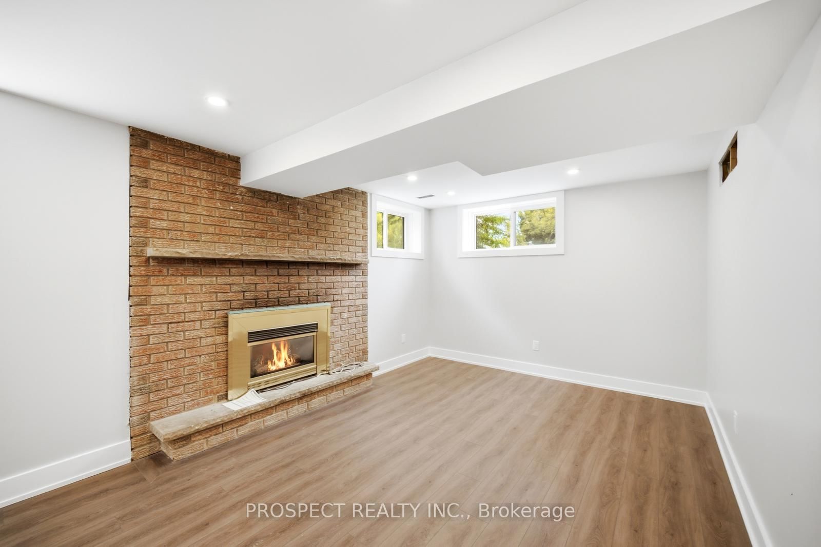 568 Simcoe Street • Collingwood, ON photo 36