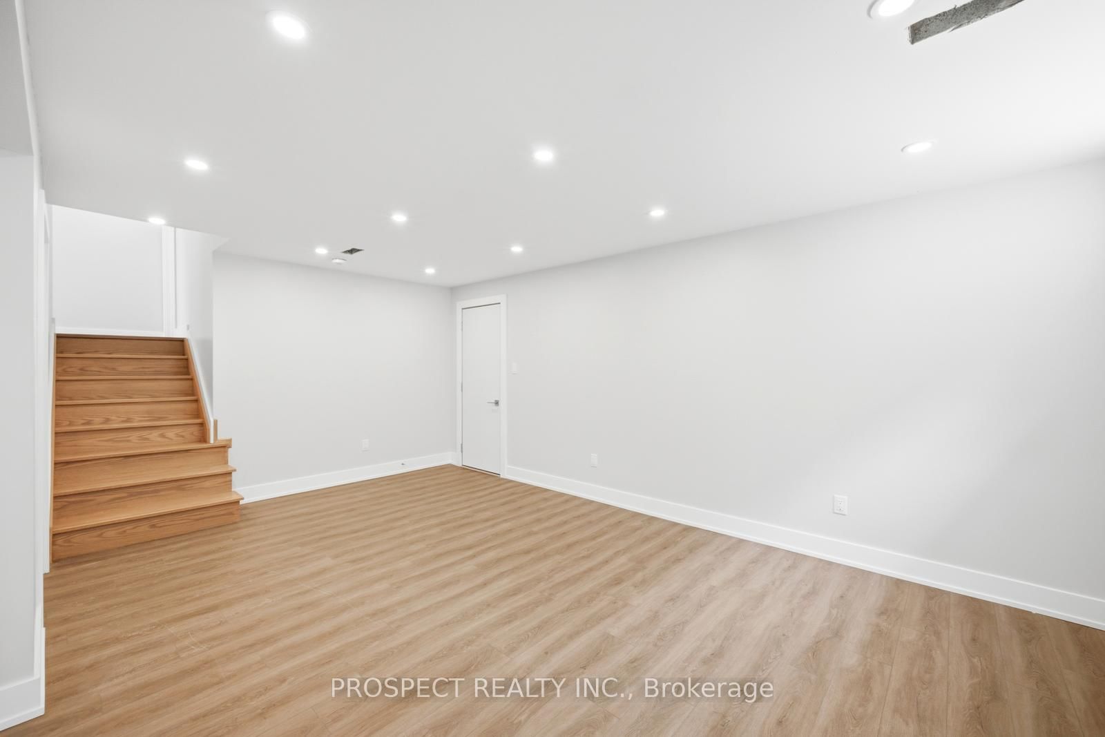 568 Simcoe Street • Collingwood, ON photo 37