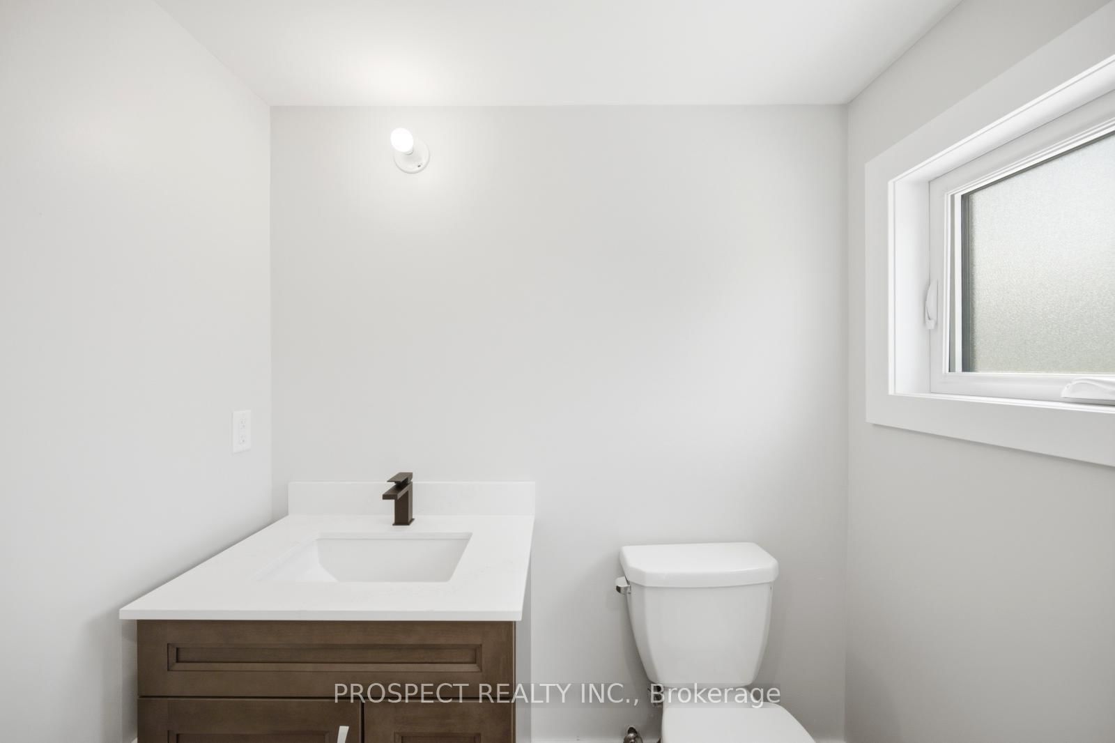 568 Simcoe Street • Collingwood, ON photo 38