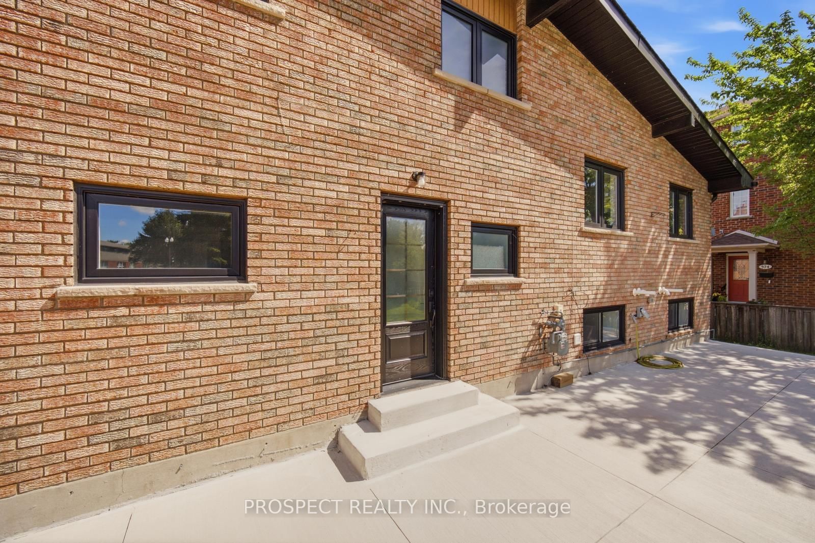 568 Simcoe Street • Collingwood, ON photo 41