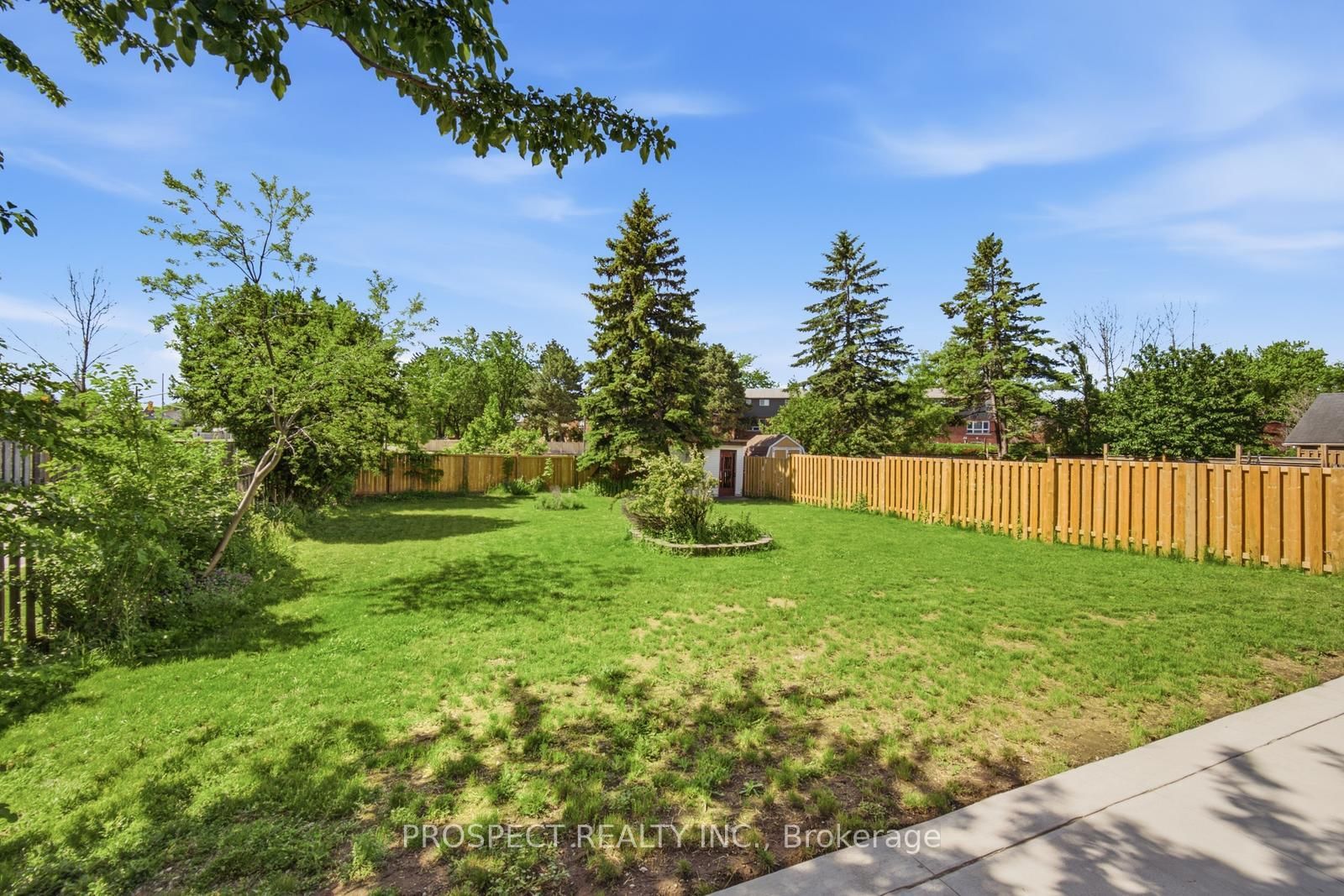 568 Simcoe Street • Collingwood, ON photo 44