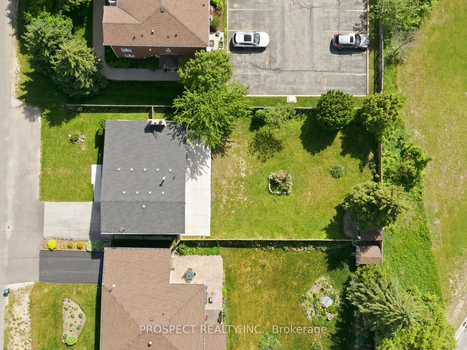 568 Simcoe Street • Collingwood, ON photo 46