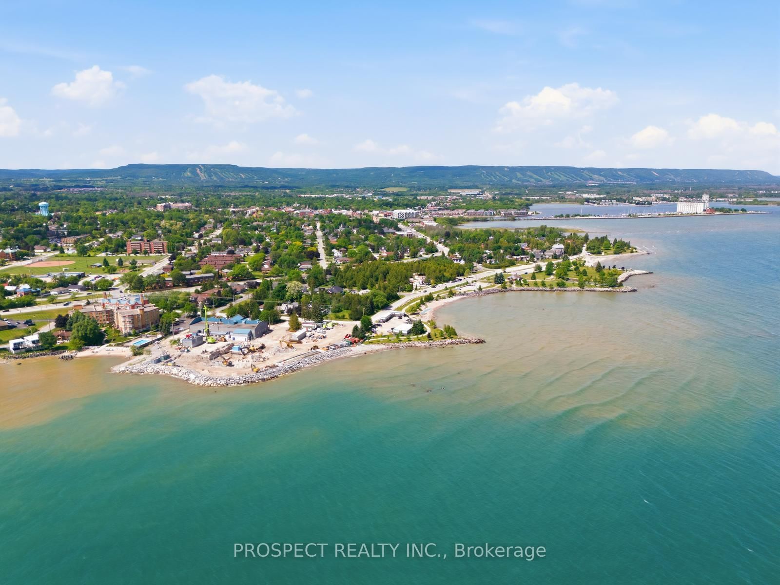 568 Simcoe Street • Collingwood, ON photo 47