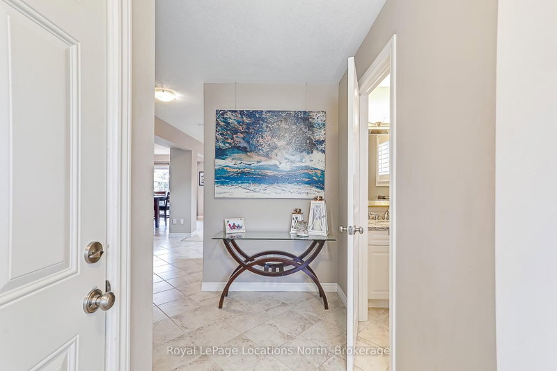 7 Kayla Cres photo 5