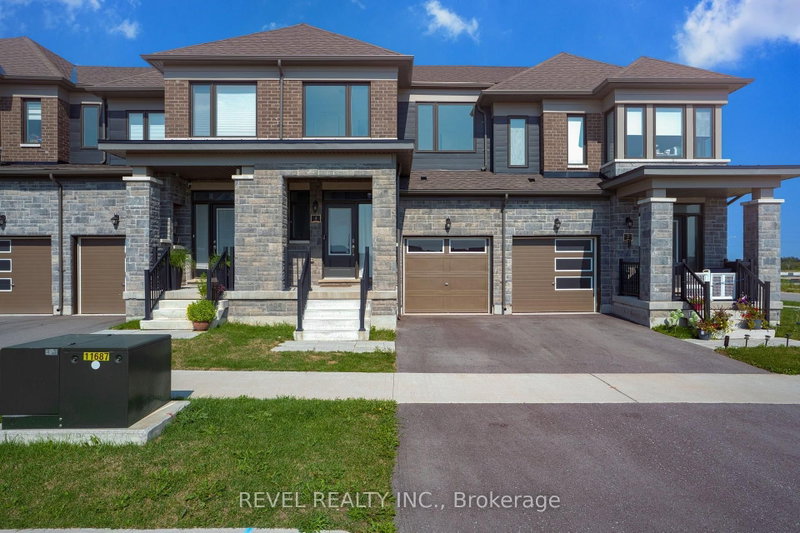 4 ROCHESTER Drive