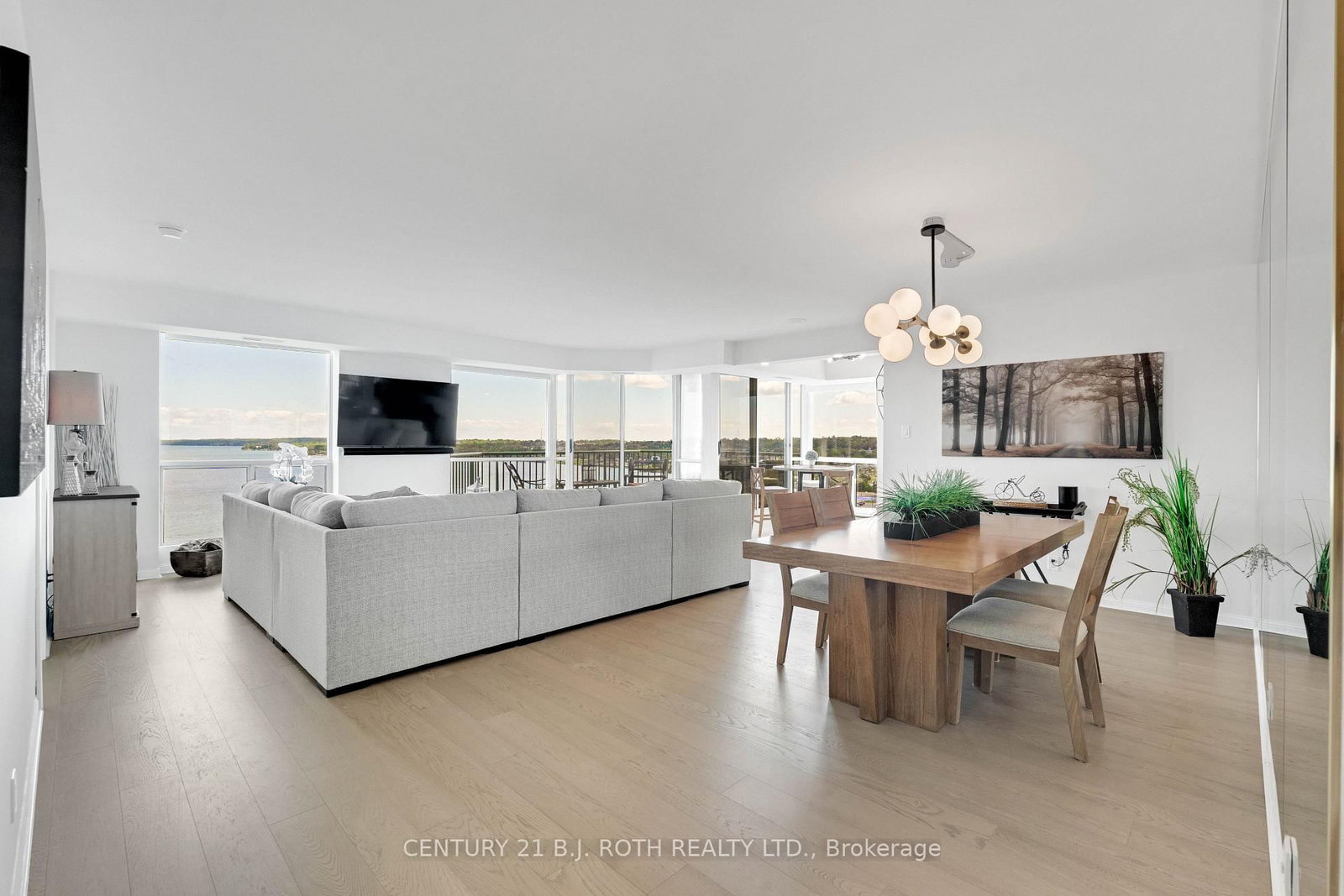 65 Ellen Street • #1104 • Barrie, ON photo 1