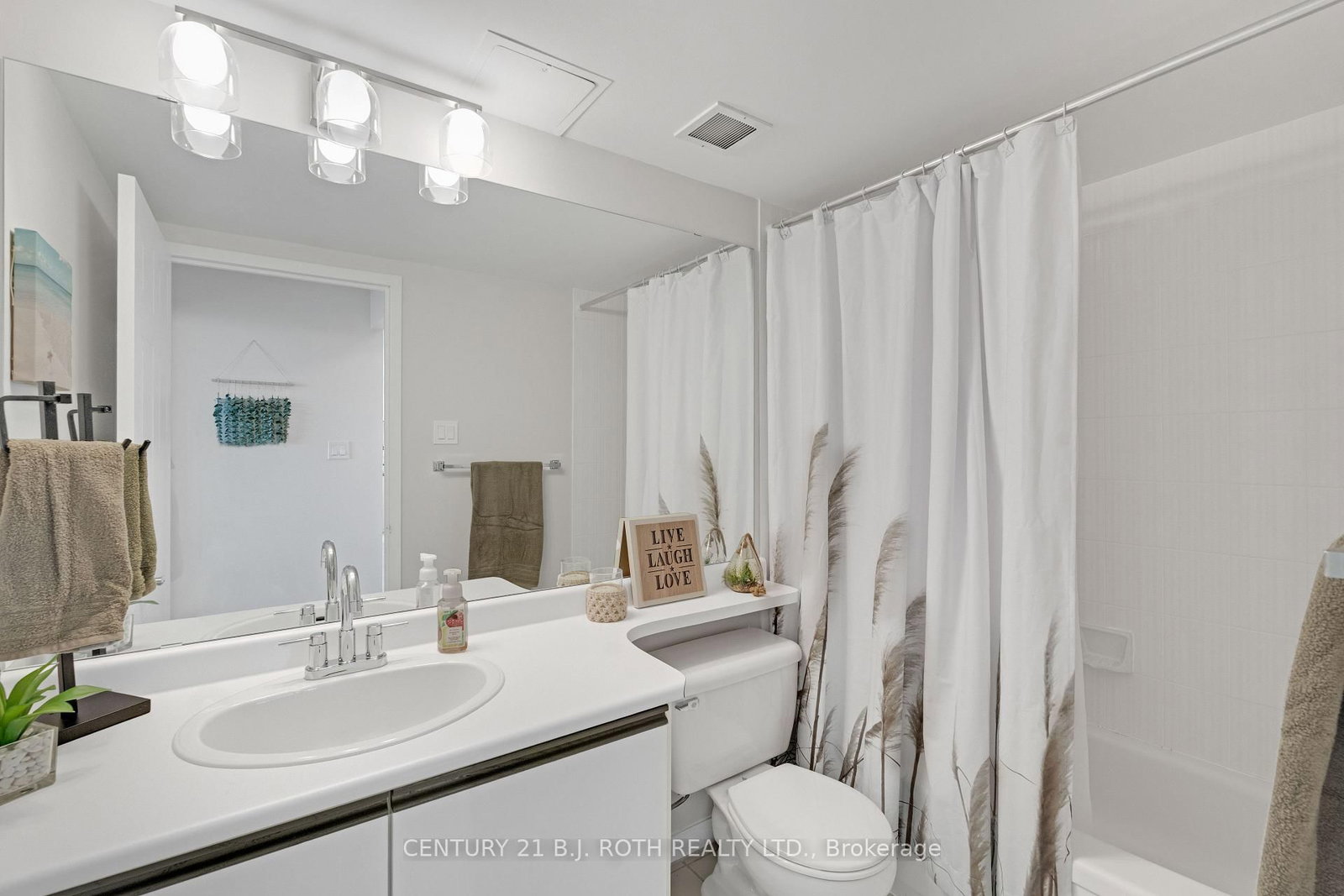 65 Ellen Street • #1104 • Barrie, ON photo 18