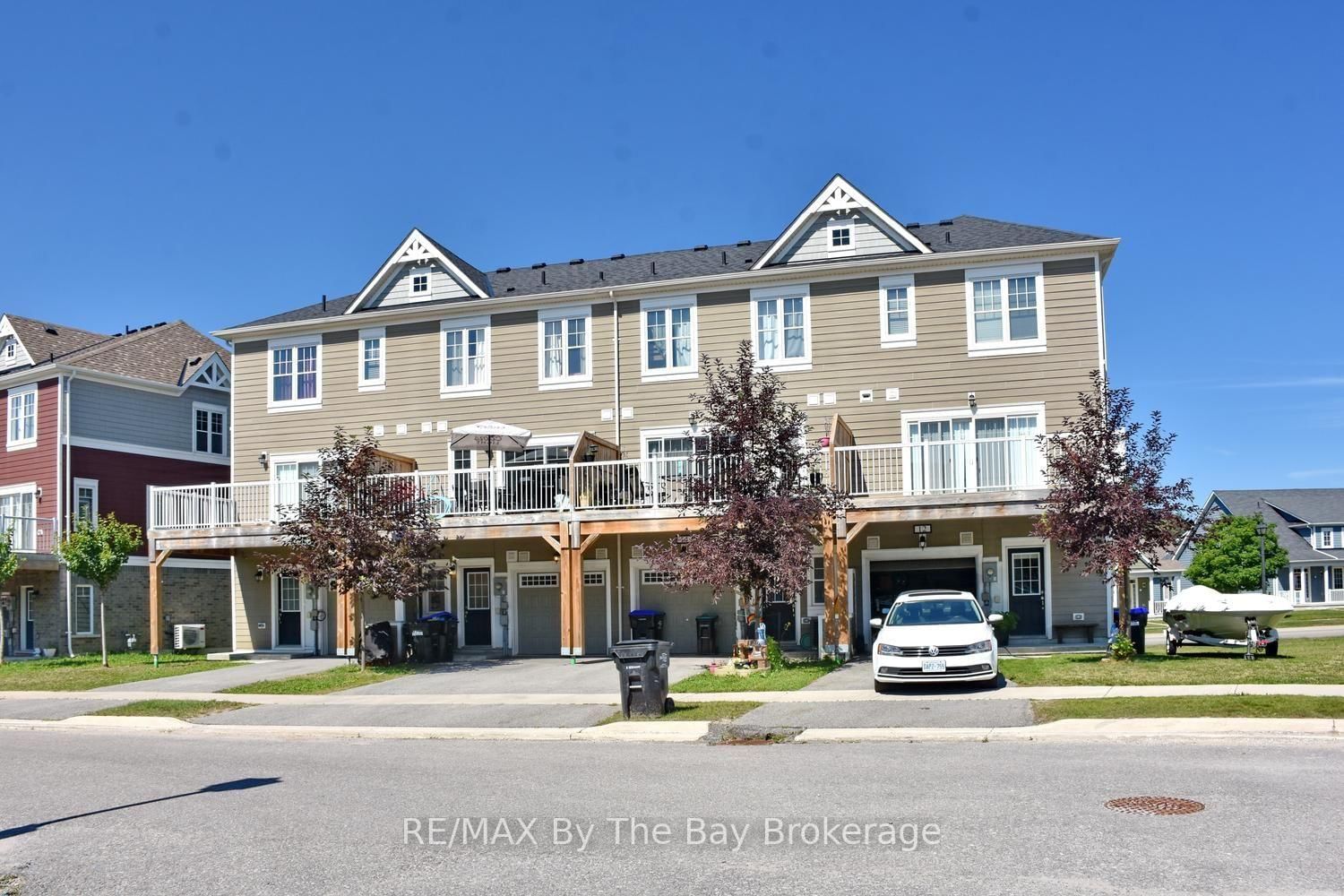 16 Village Gate Drive photo 3