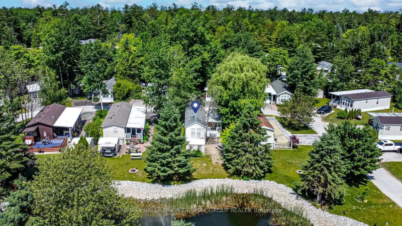 13 Huron Circle