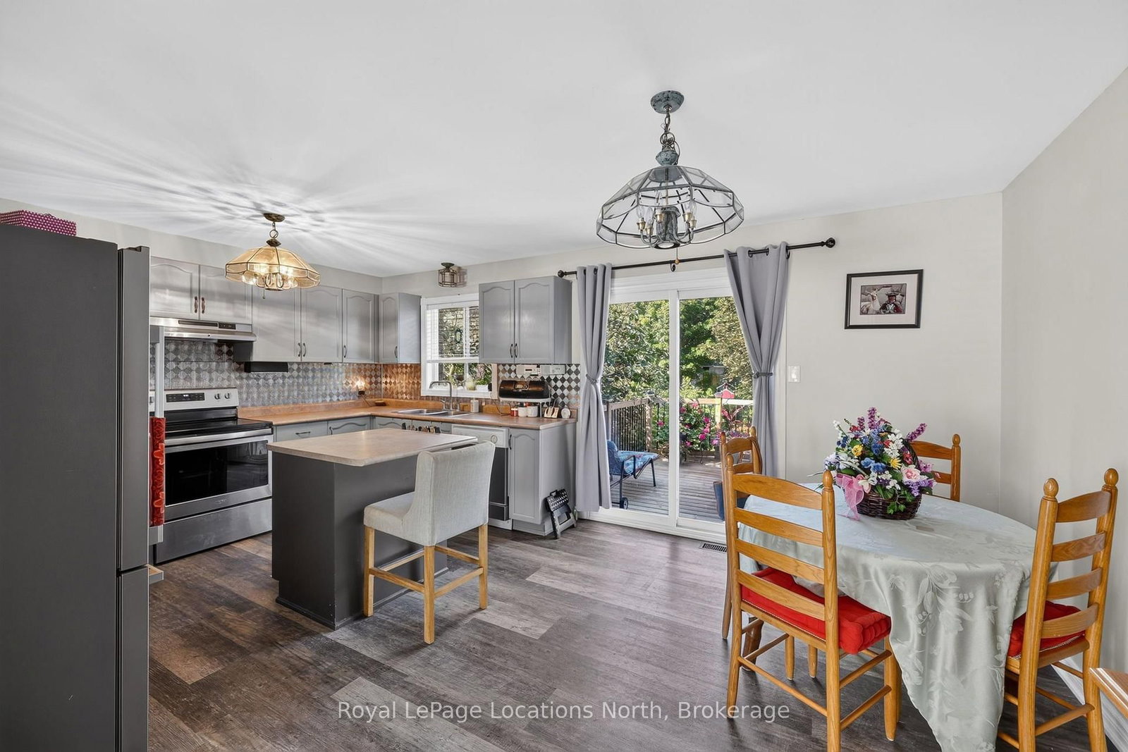 66 Royal Beech Drive • Wasaga Beach, ON photo 13