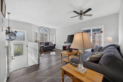 66 Royal Beech Drive • Wasaga Beach, ON photo 6