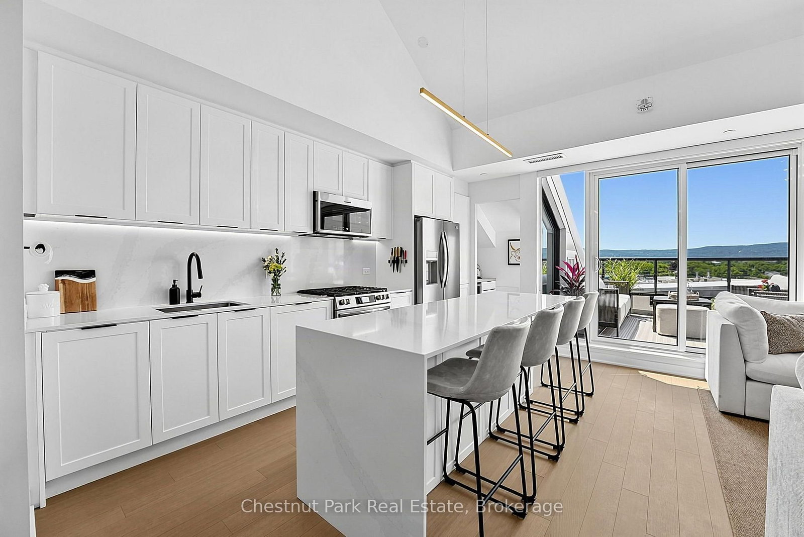 31 Huron Street • #618 • Collingwood, ON photo 13