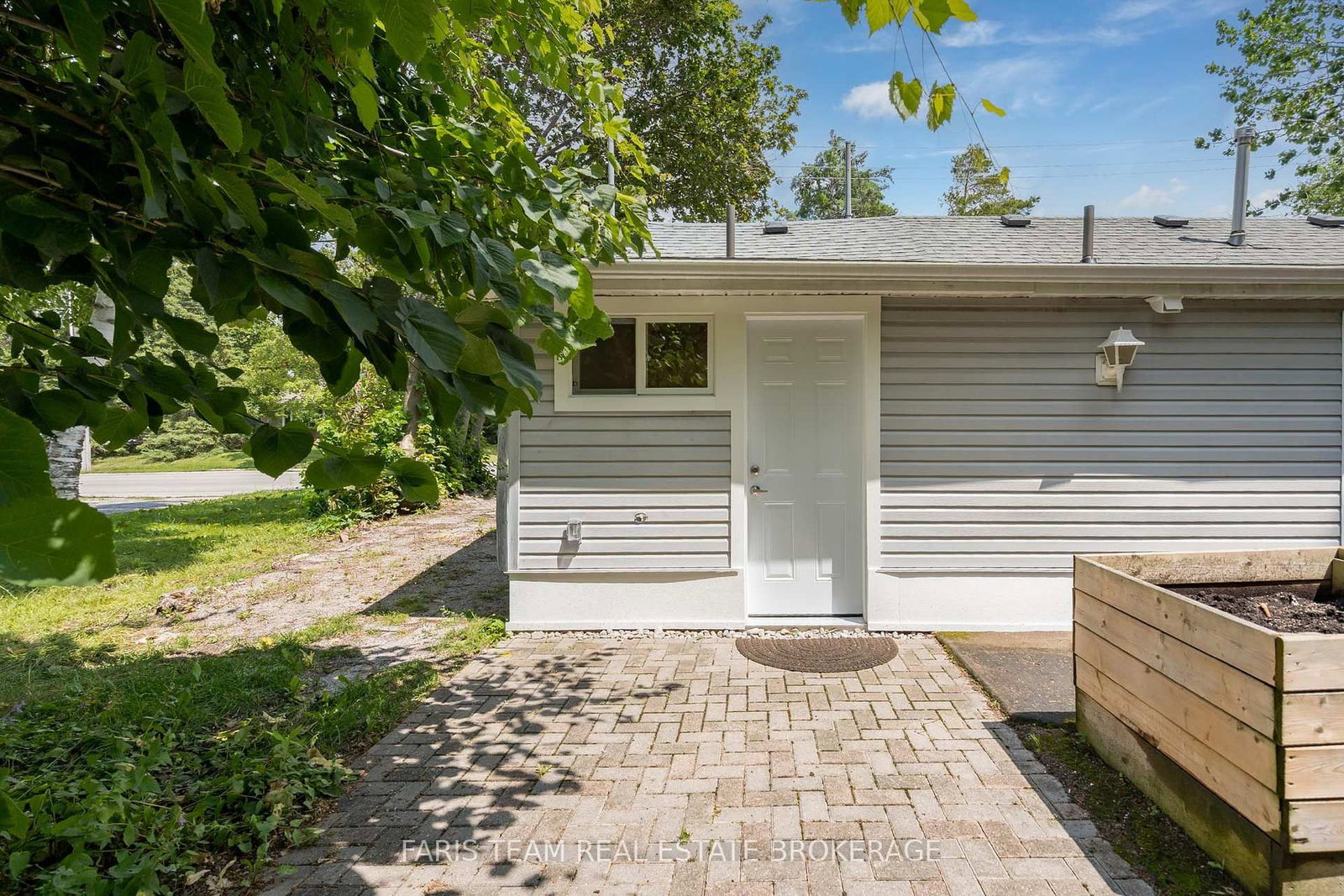 204 Cox Mill Road • Barrie, ON photo 19