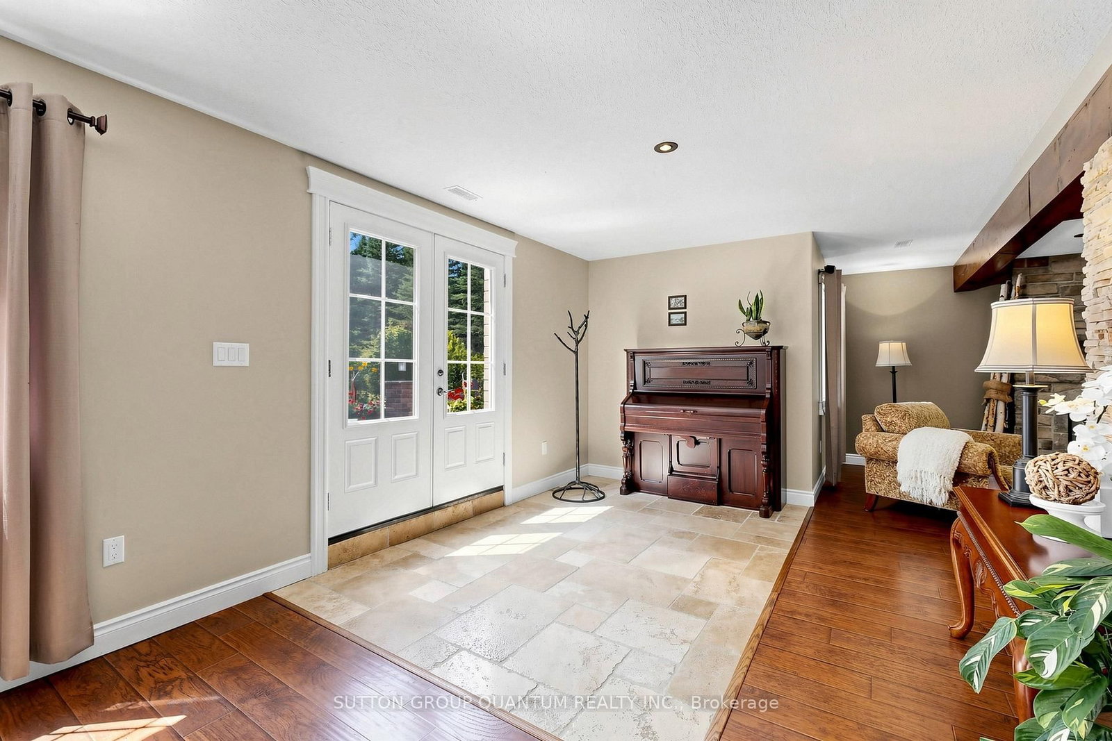3712 Michael Street • Clearview, ON photo 35