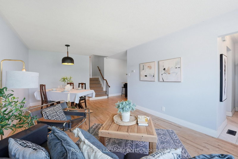 32 Courtice Crescent