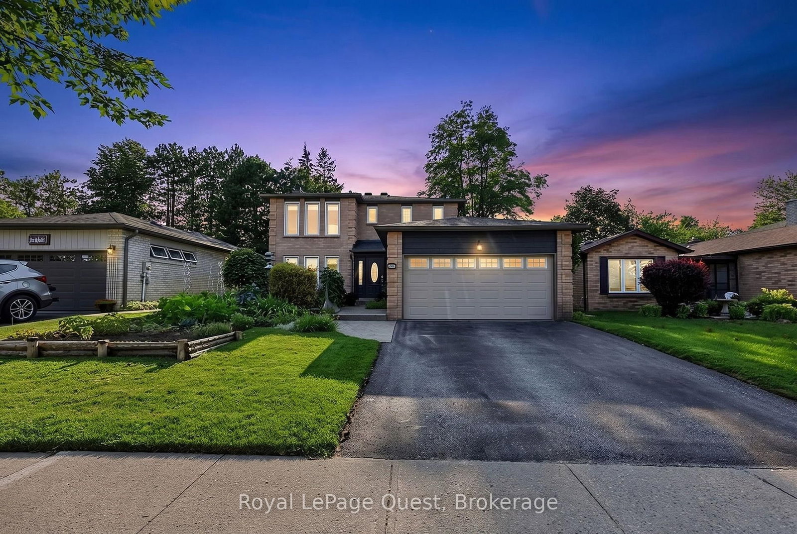 44 Trillium Crescent • Barrie, ON photo 1