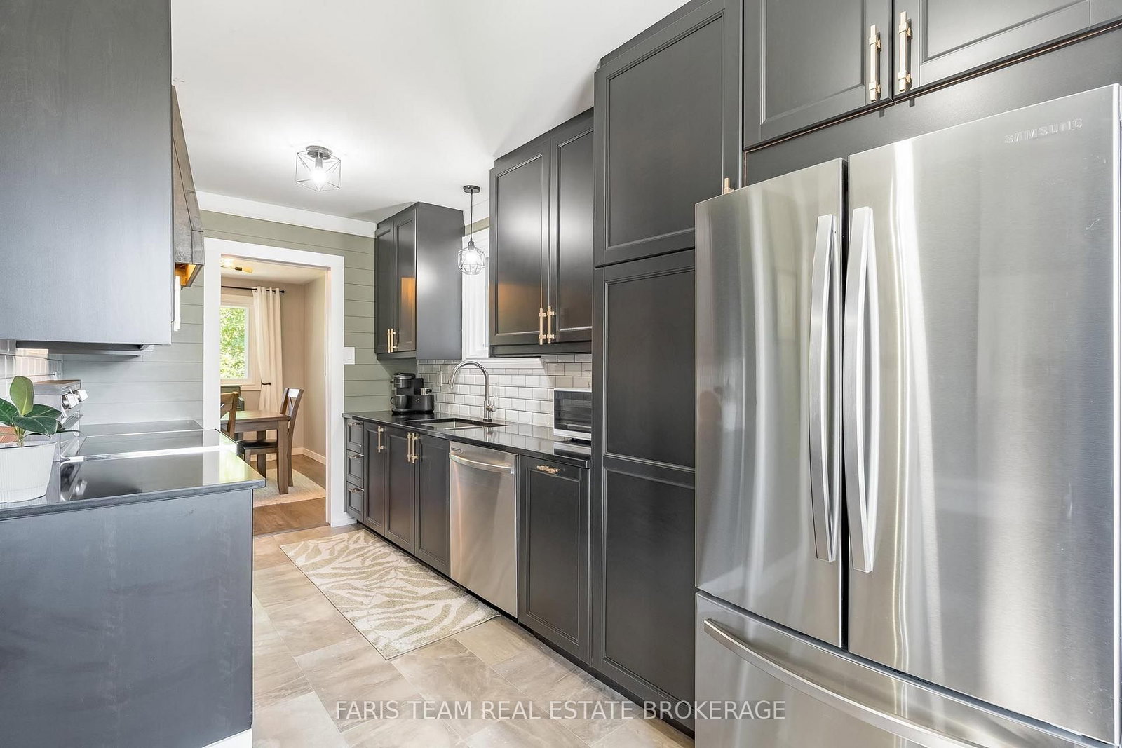 20 Carol Road • Barrie, ON photo 6