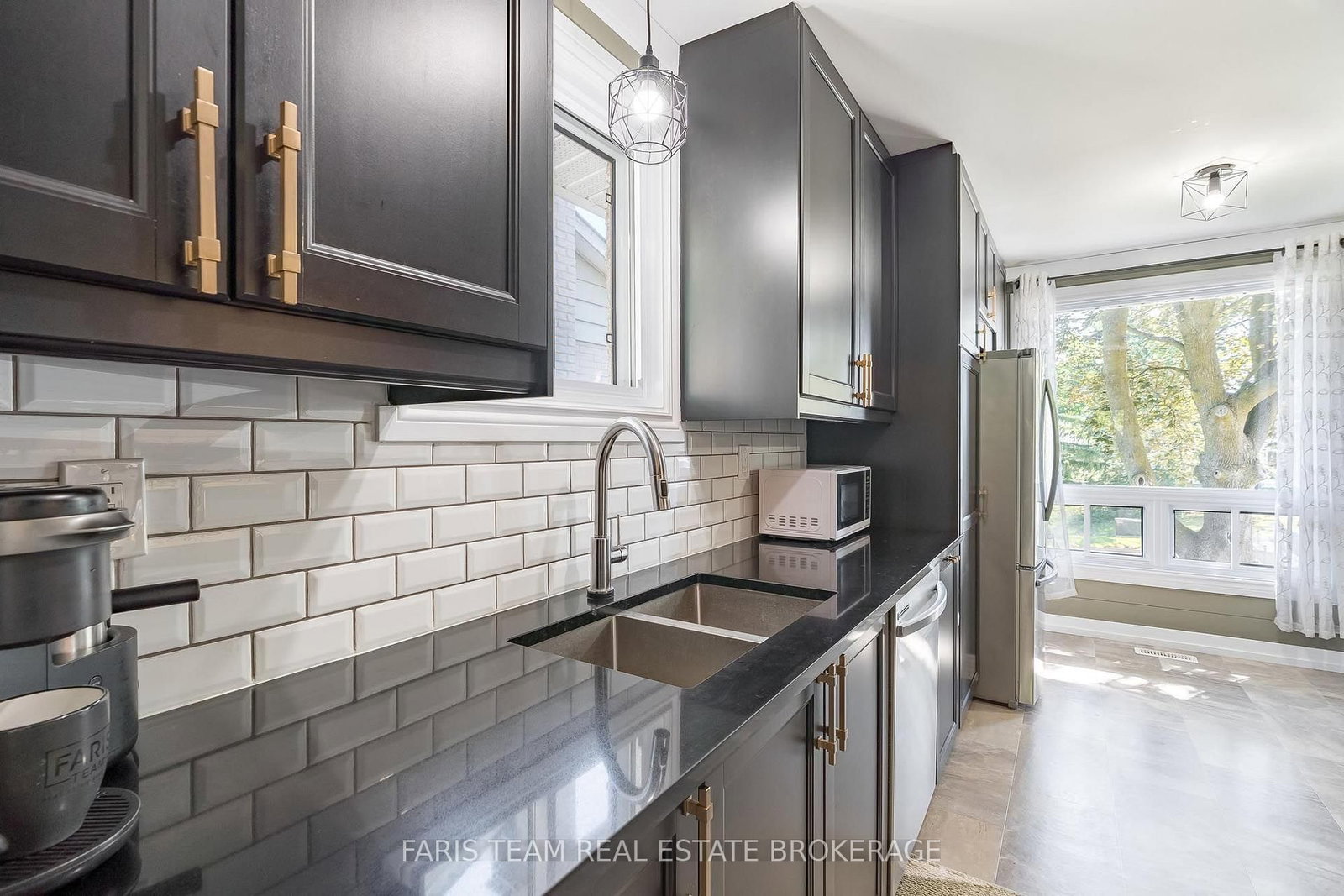 20 Carol Road • Barrie, ON photo 8