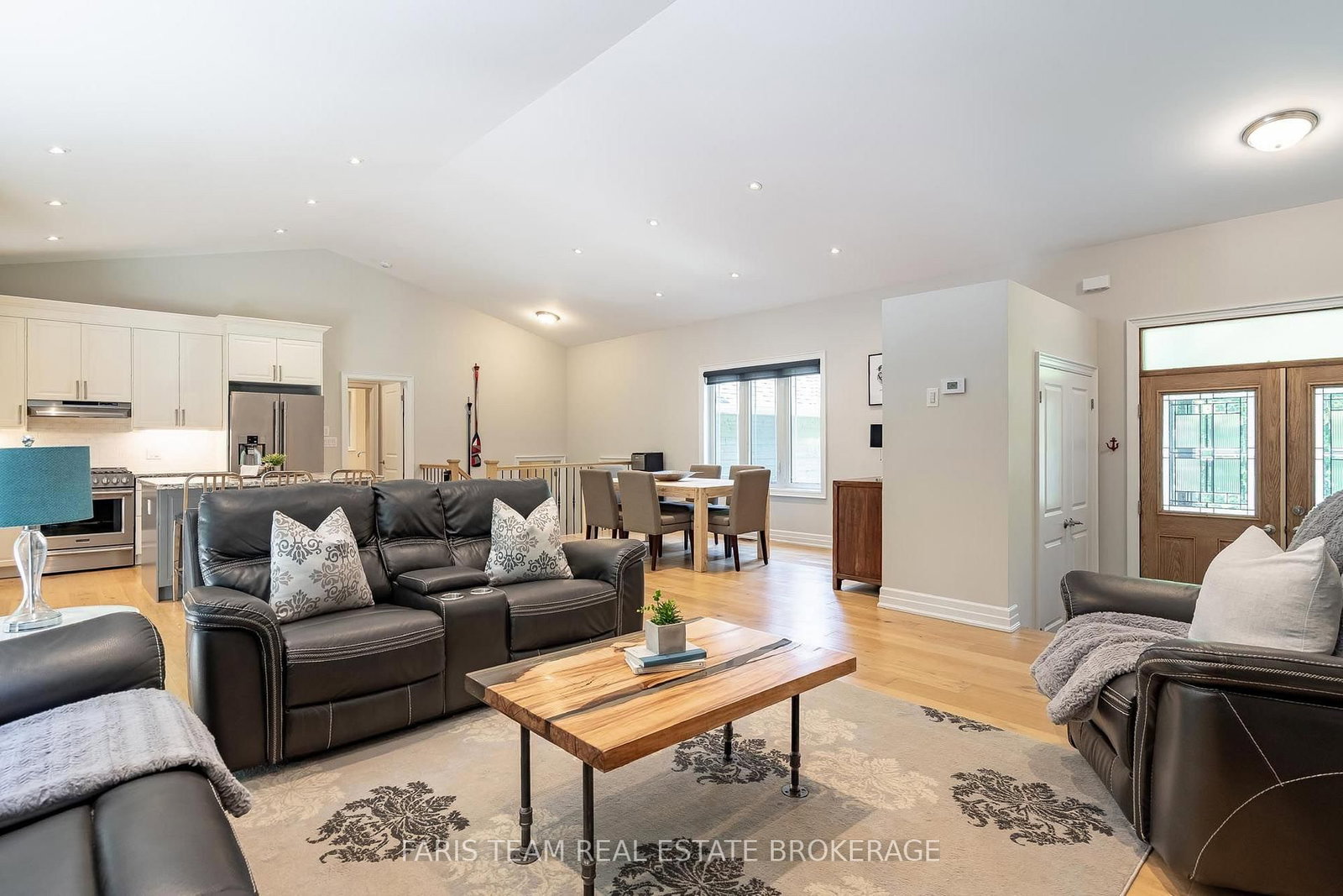 41 Tall Pines Drive • Tiny, ON photo 14