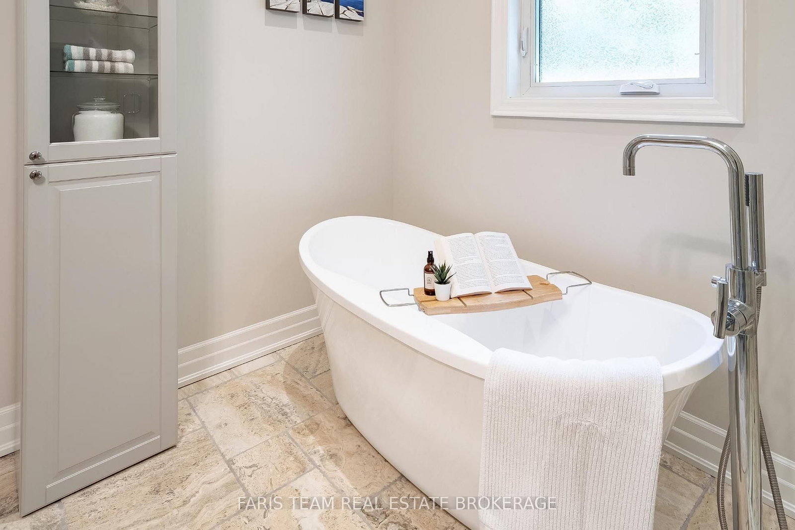 41 Tall Pines Drive • Tiny, ON photo 18