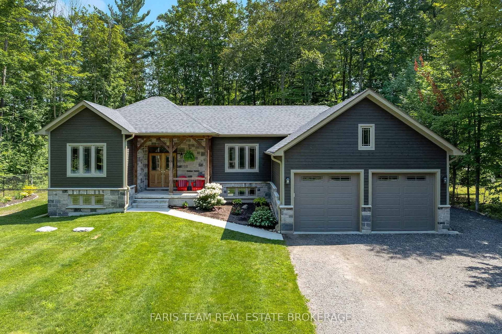 41 Tall Pines Drive • Tiny, ON photo 2
