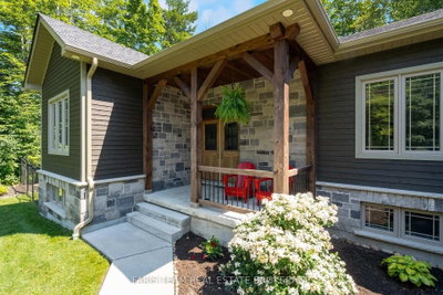 41 Tall Pines Drive • Tiny, ON photo 4