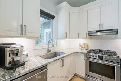 41 Tall Pines Drive • Tiny, ON photo 7