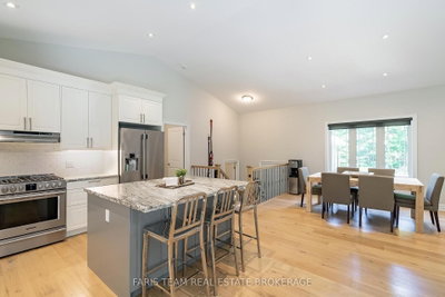 41 Tall Pines Drive • Tiny, ON photo 9