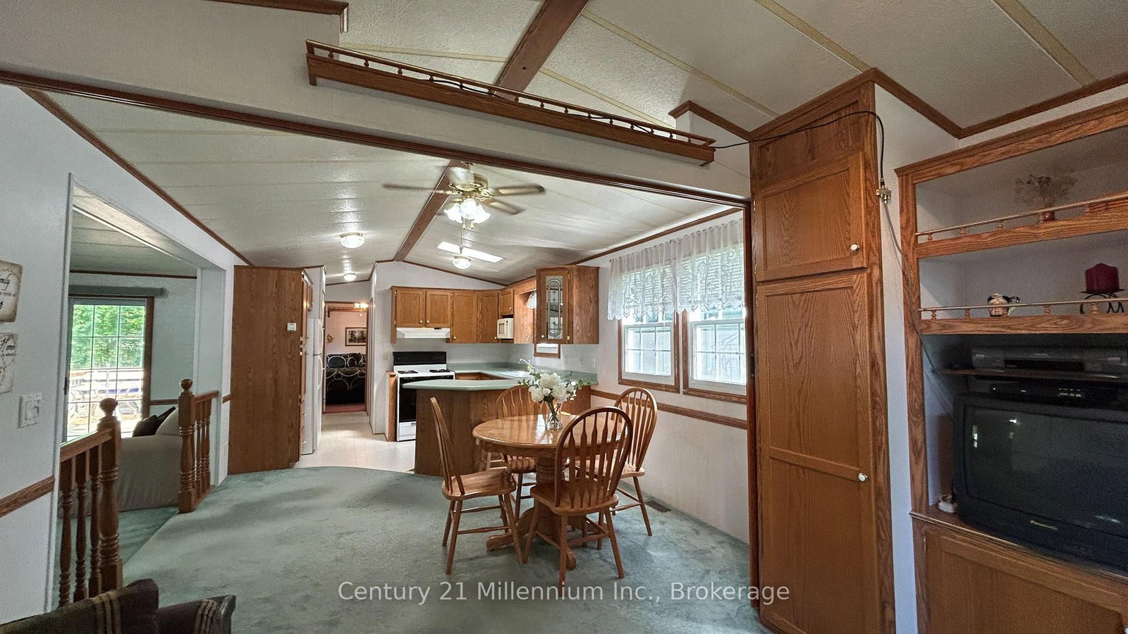 41 The Boardwalk • Wasaga Beach, ON photo 19