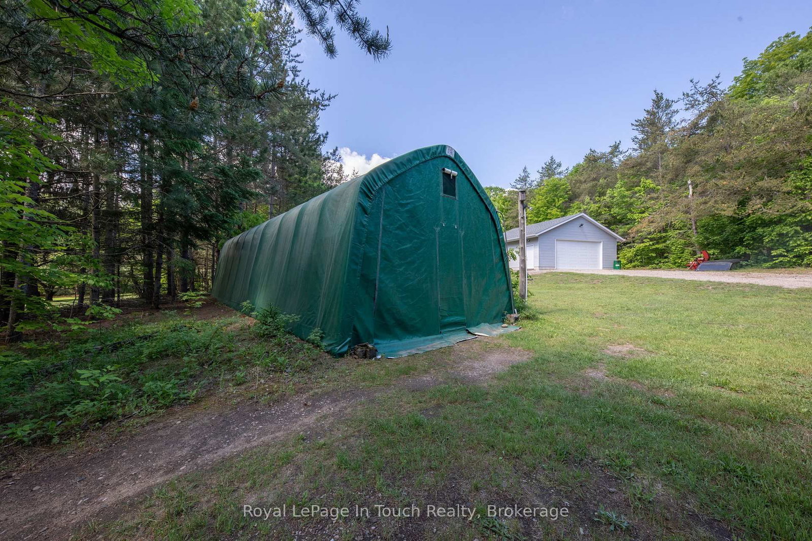 756 Champlain Road • Tiny, ON photo 15