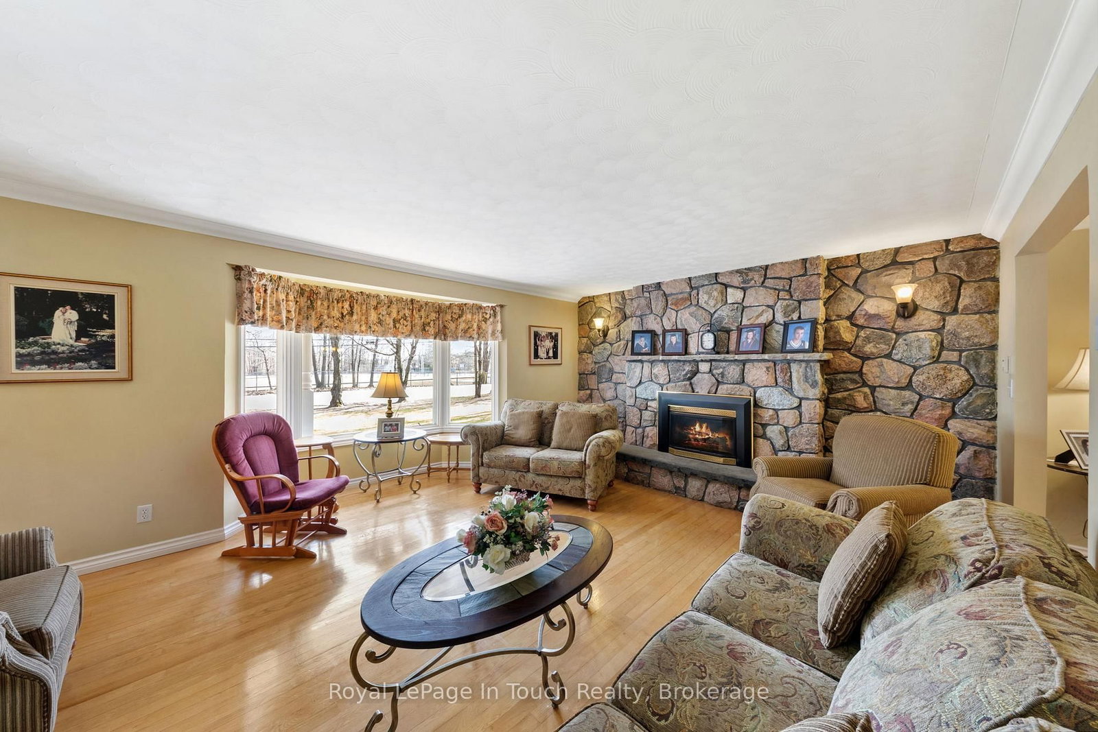 756 Champlain Road • Tiny, ON photo 22