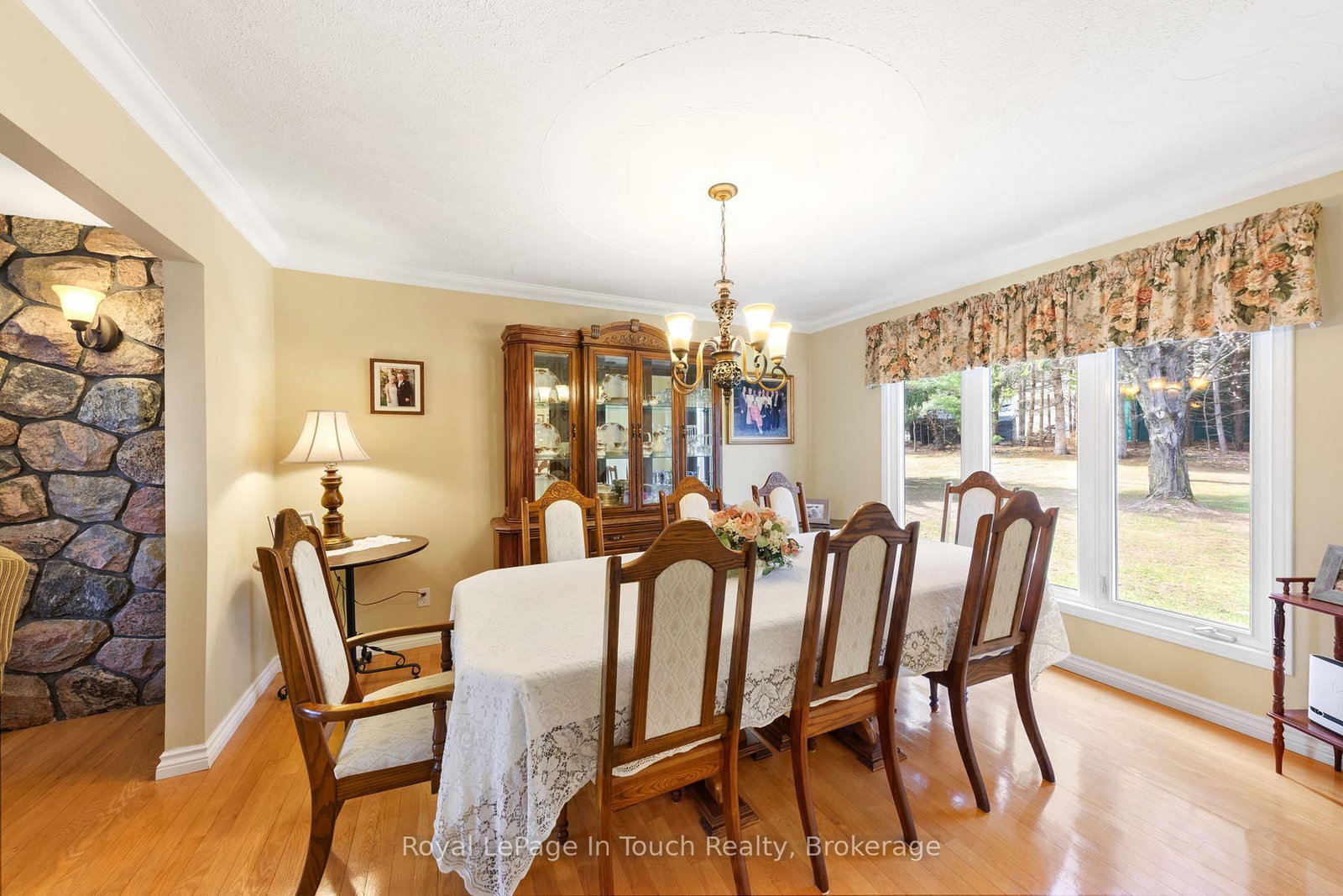 756 Champlain Road • Tiny, ON photo 24