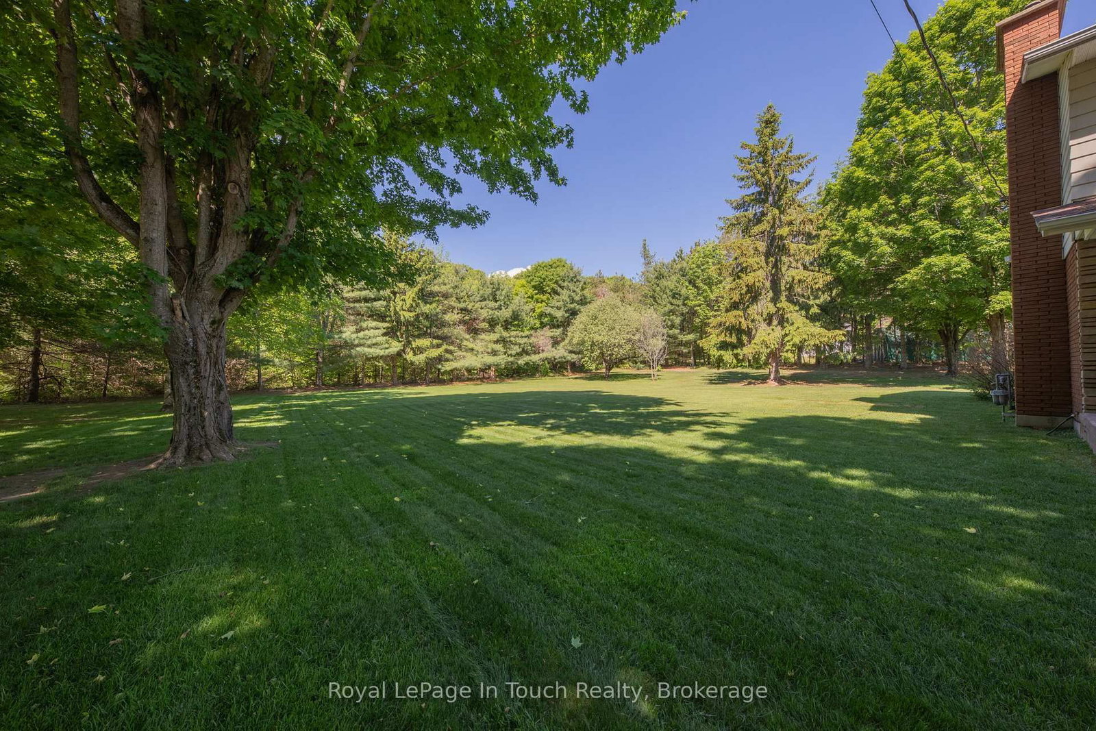 756 Champlain Road • Tiny, ON photo 8