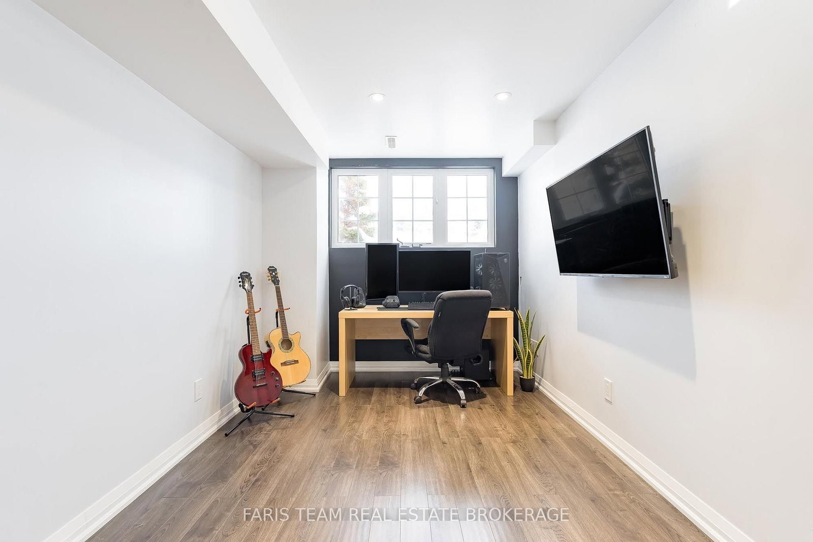 92 Wesley Avenue • Wasaga Beach, ON photo 22
