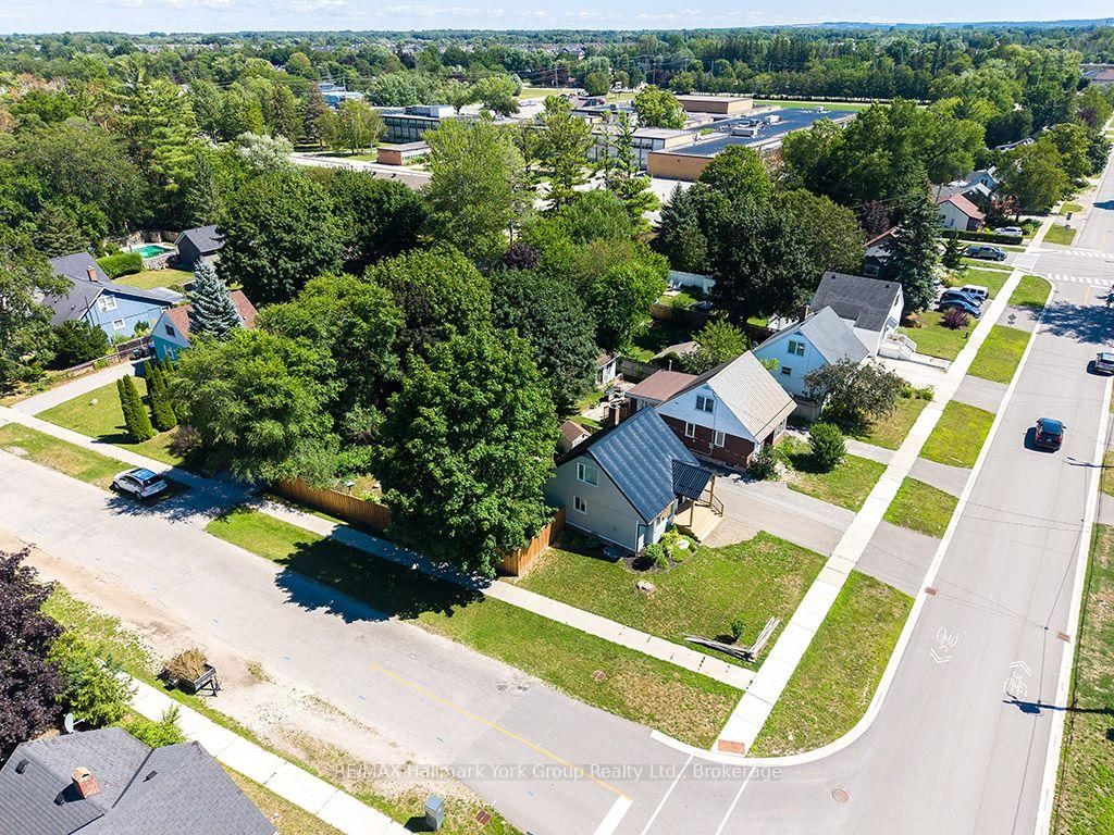 495 Maple Street • Collingwood, ON photo 8