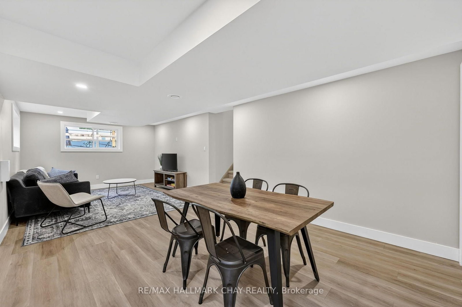 8717 Beachwood Road • Wasaga Beach, ON photo 10