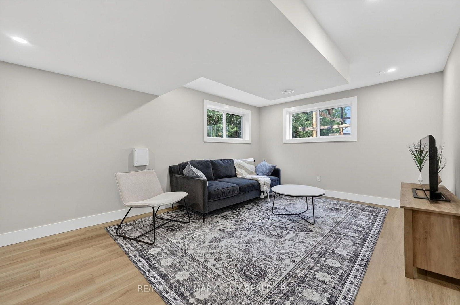 8717 Beachwood Road • Wasaga Beach, ON photo 6
