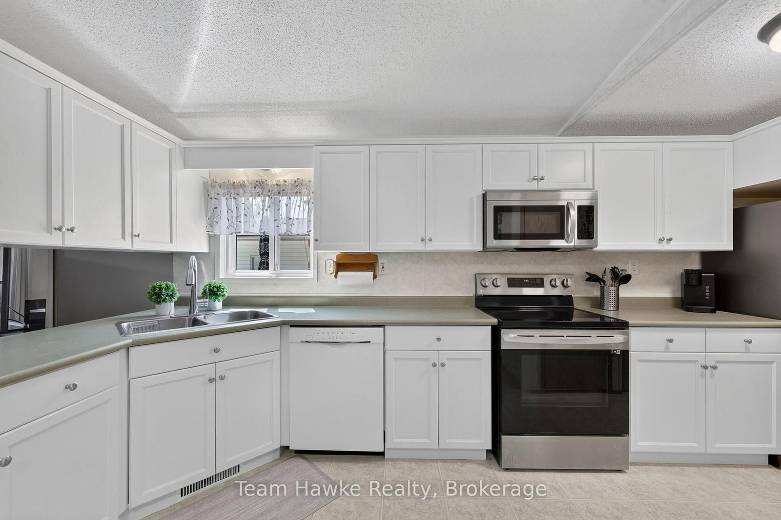 5411 Elliott Side Road • #58 • Tay, ON photo 17