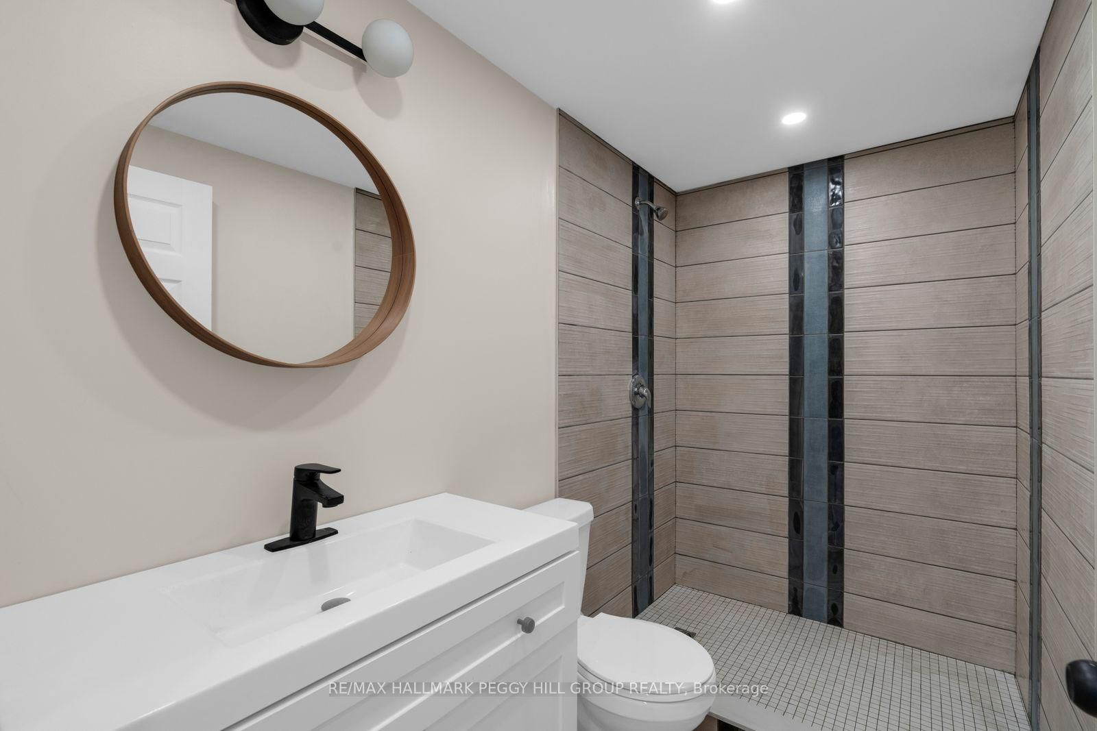 29 Priest Avenue • Springwater, ON photo 21