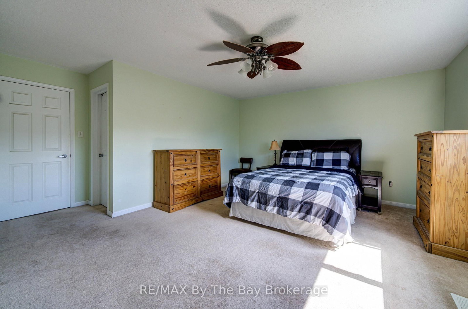 88 Wesley Avenue • Wasaga Beach, ON photo 21