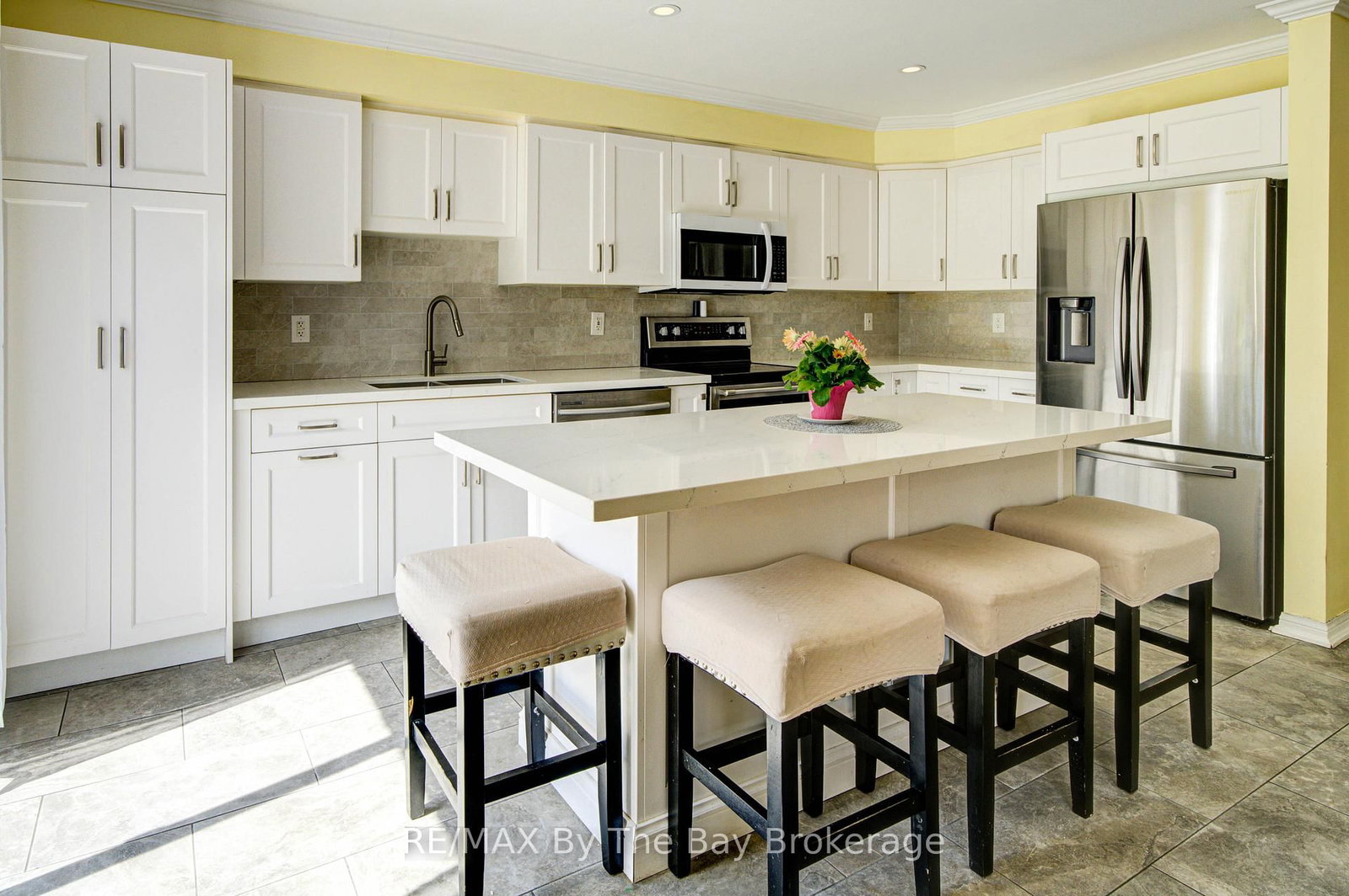 88 Wesley Avenue photo 7