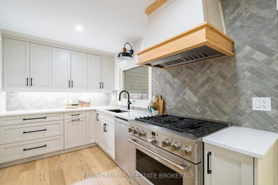 67 Doran Road • Springwater, ON photo 8