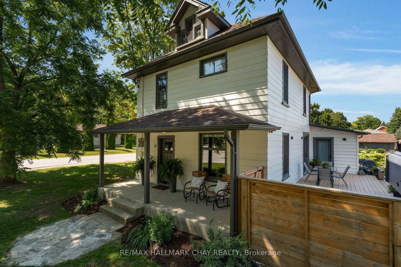26 Edward Street W