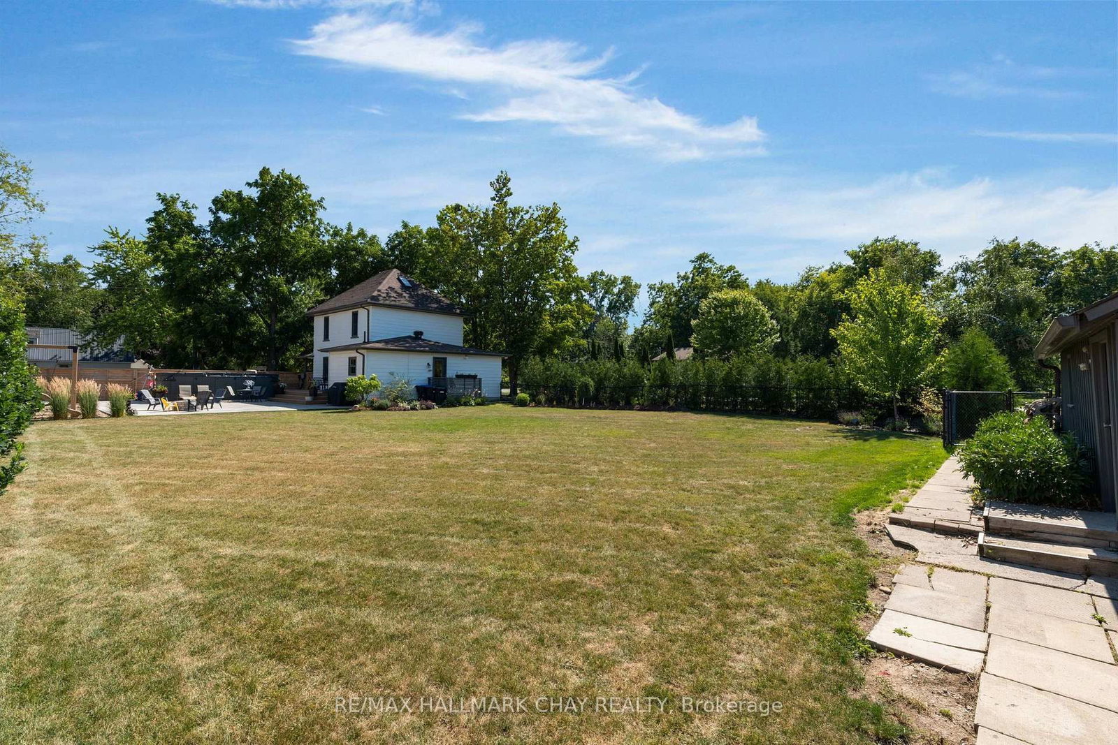 26 Edward Street W • Clearview, ON photo 39