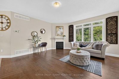 34 MCDERMITT Trail • Tay, ON photo 9