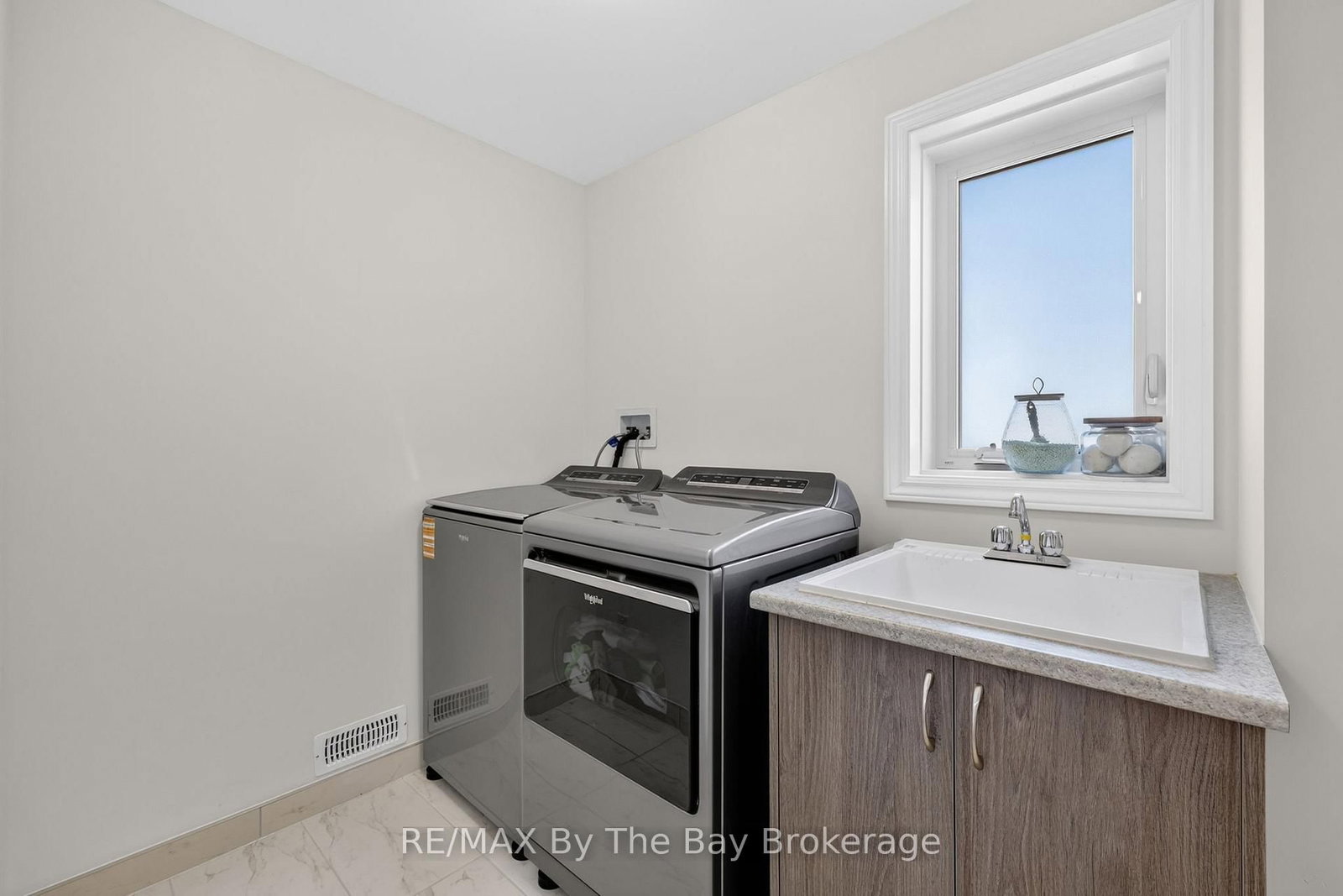 171 Rosanne Circle • Wasaga Beach, ON photo 39