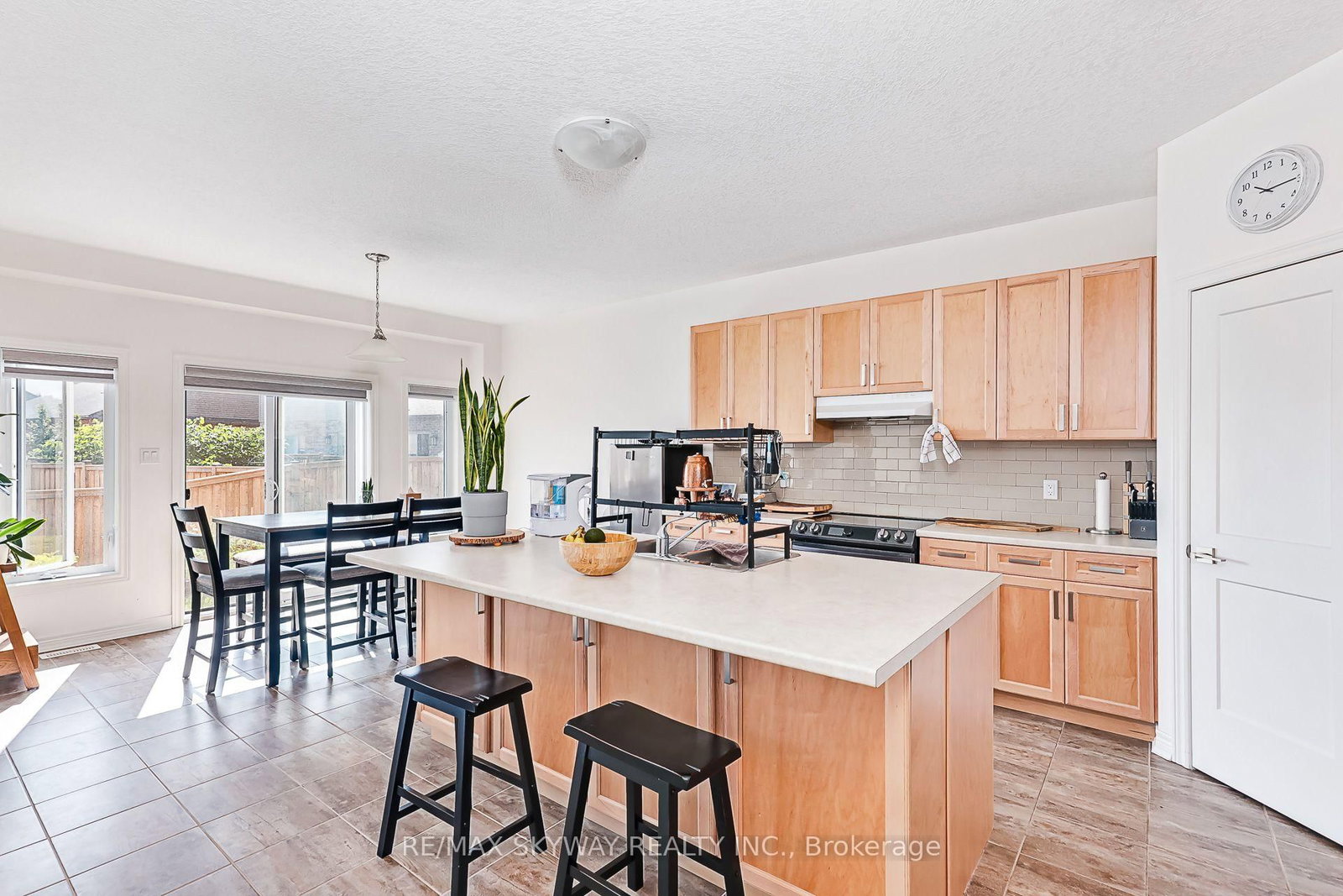 103 Plewes Drive W • Collingwood, ON photo 13