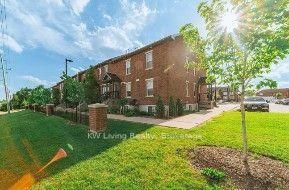 10 - 252 Penetanguishene Road