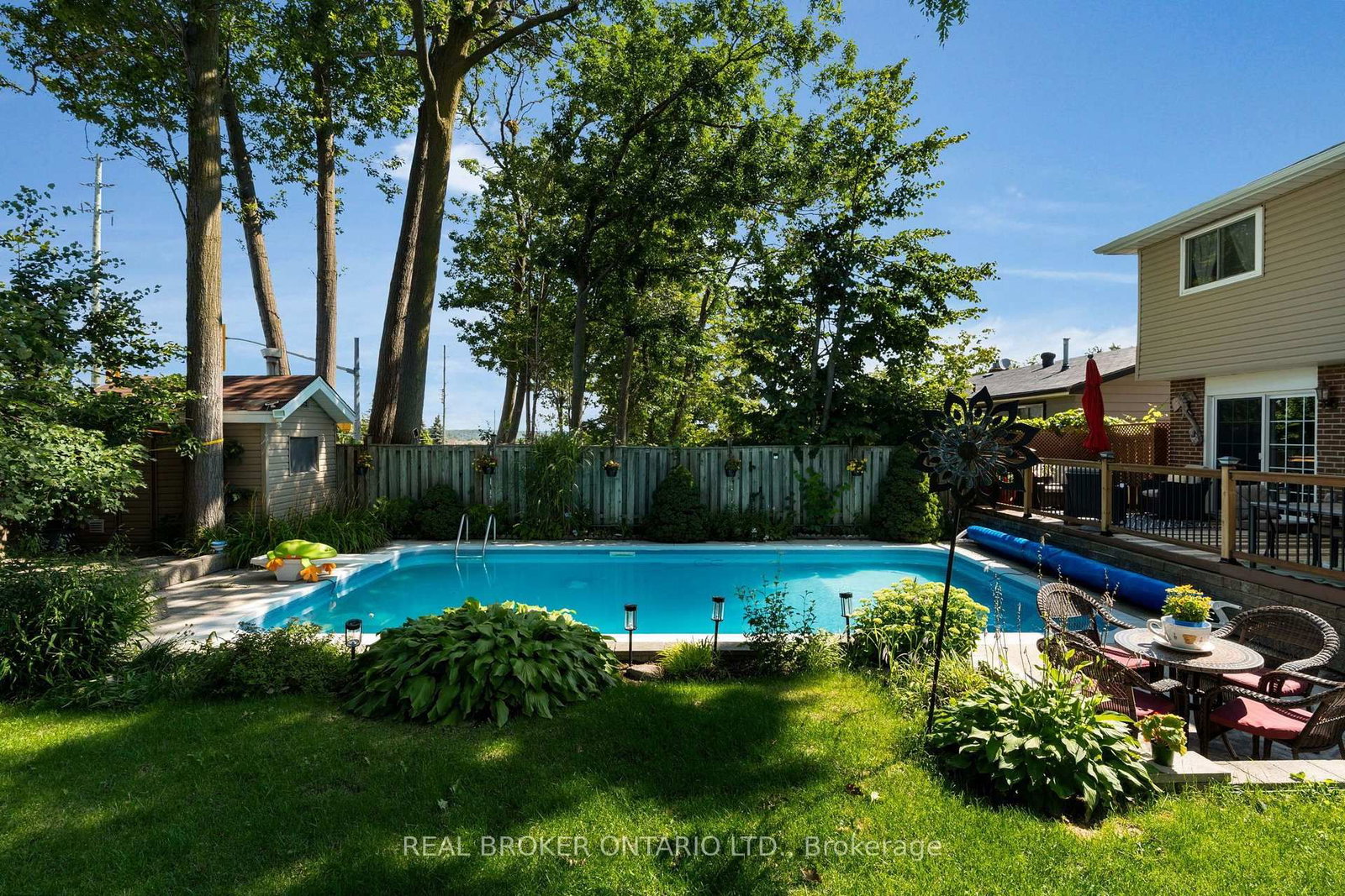 40 Farmingdale Crescent • Barrie, ON photo 42