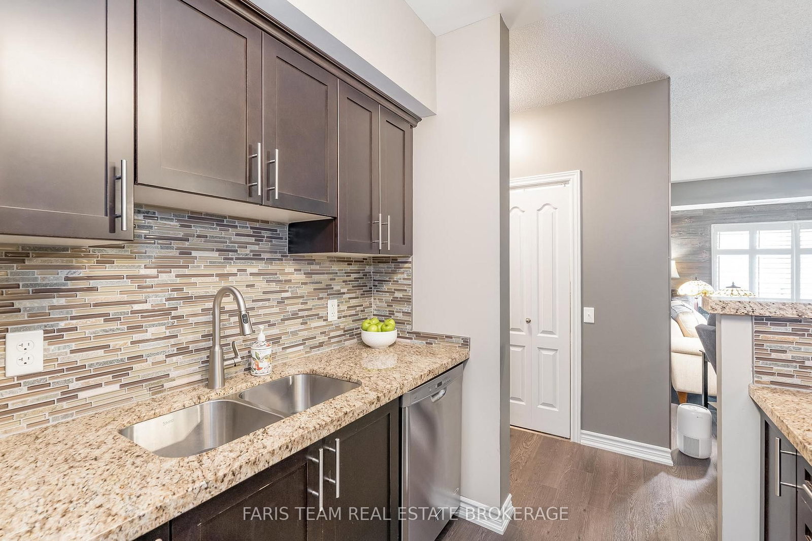 40 Ferndale Drive S • #210 • Barrie, ON photo 10